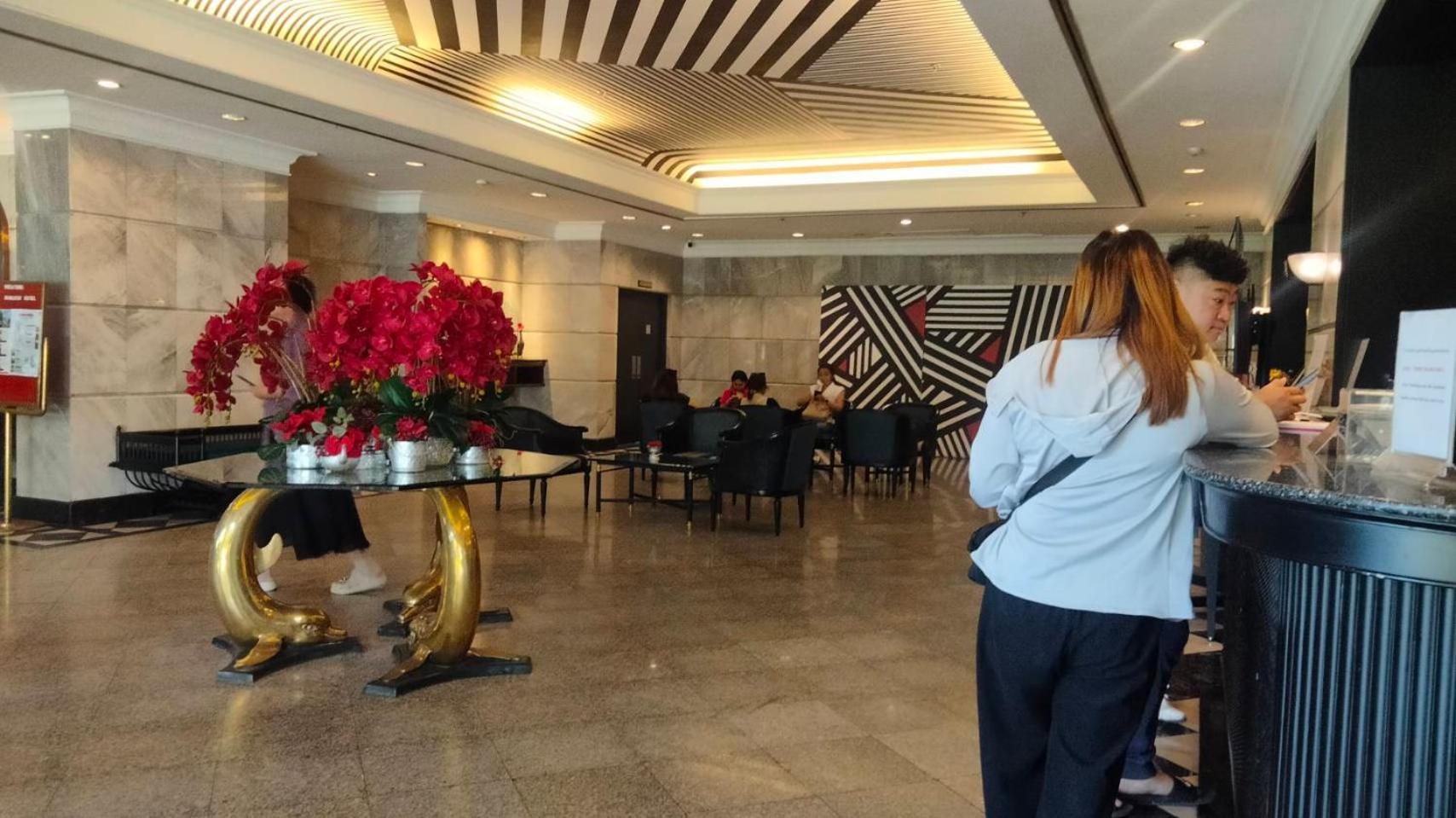 曼谷威茨酒店 外观 照片