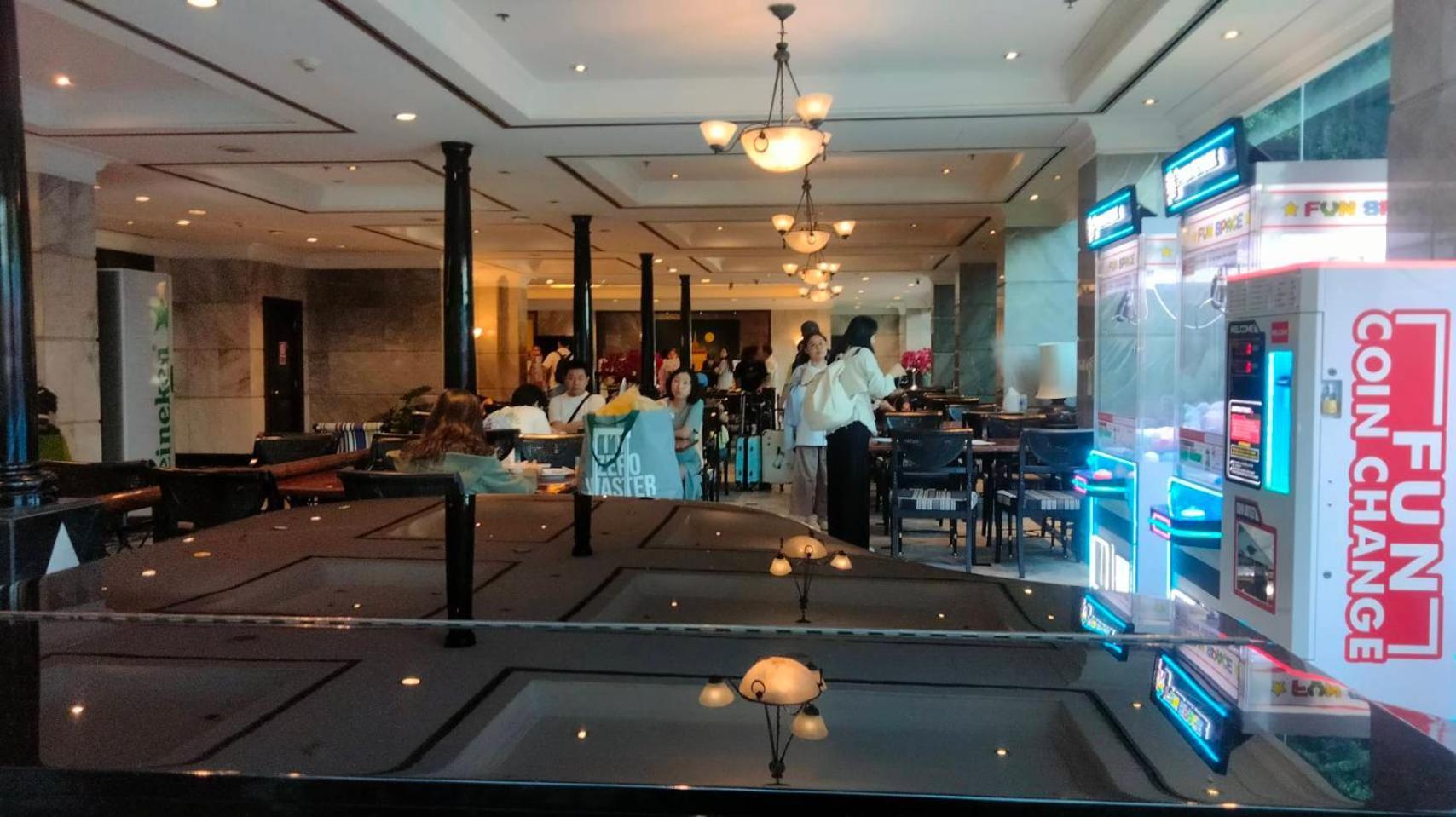 曼谷威茨酒店 外观 照片