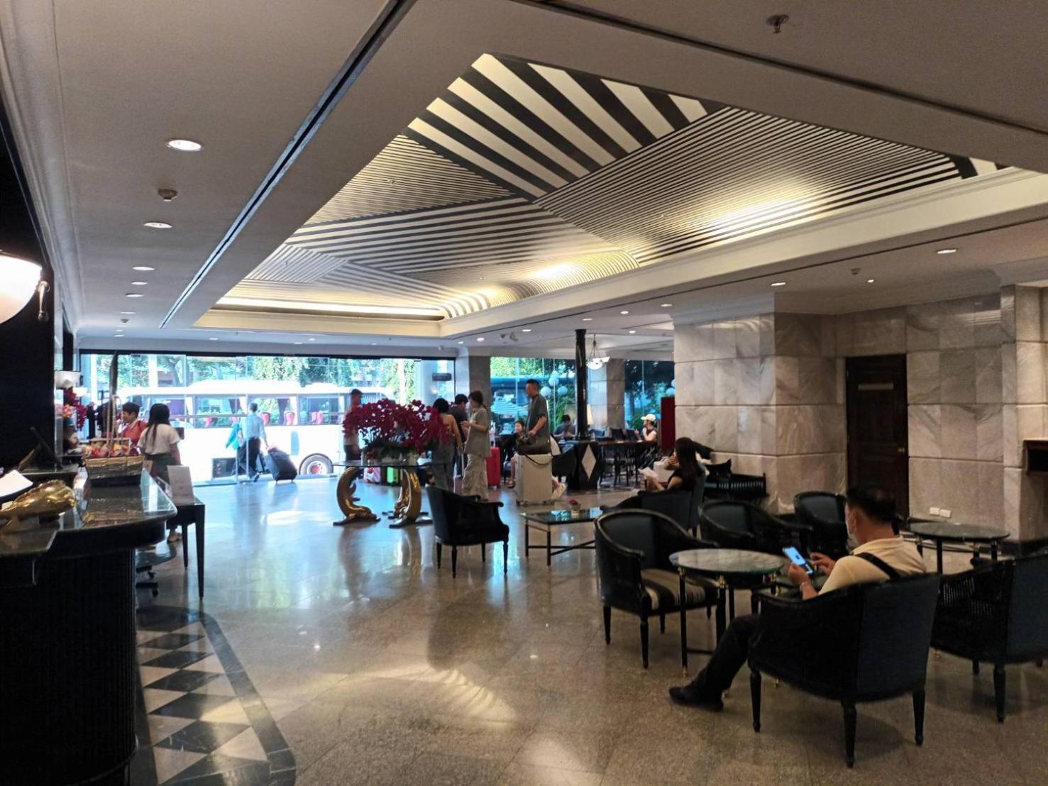 曼谷威茨酒店 外观 照片