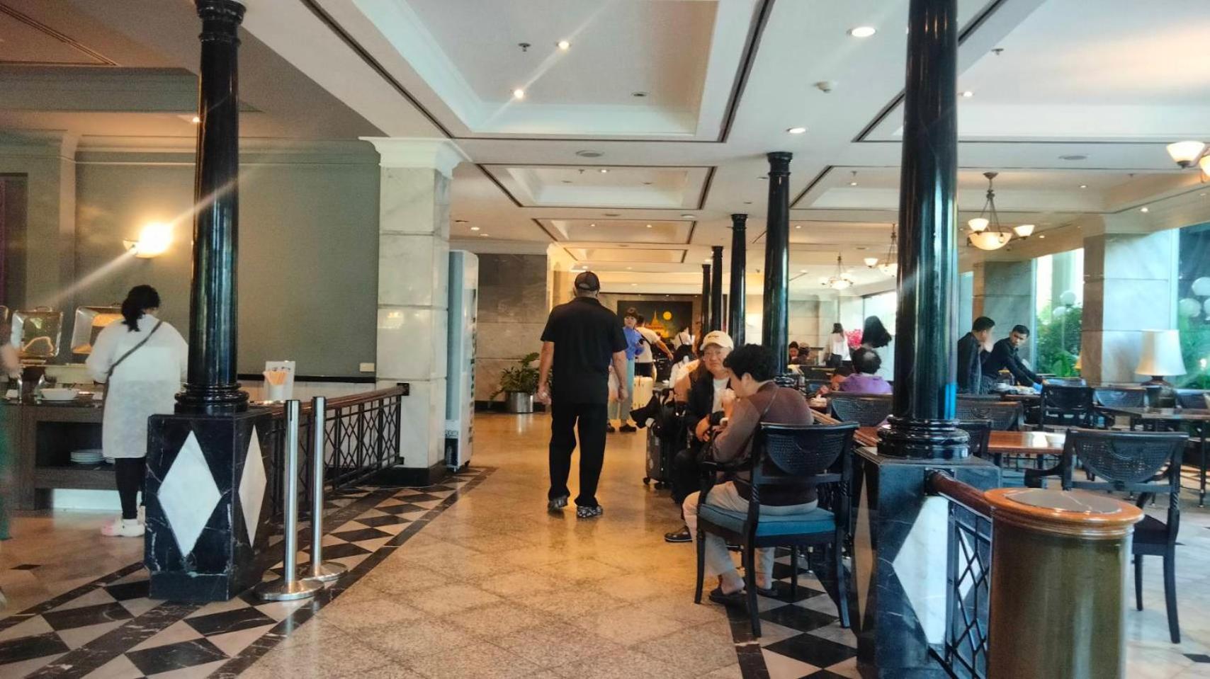 曼谷威茨酒店 外观 照片