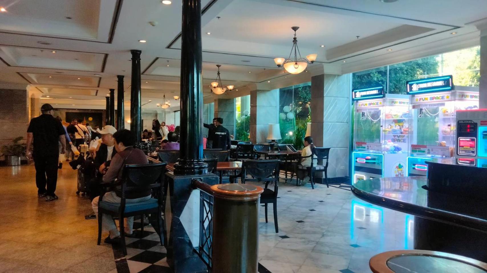 曼谷威茨酒店 外观 照片