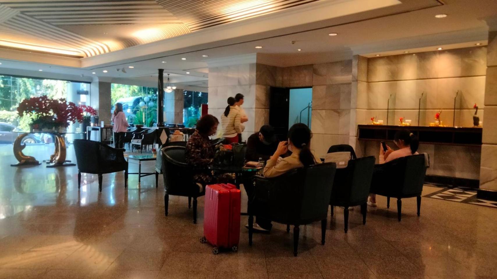 曼谷威茨酒店 外观 照片